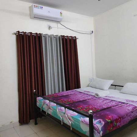 Hotel Silver Space Ernakulam Εξωτερικό φωτογραφία
