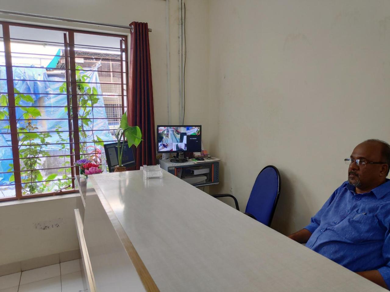 Hotel Silver Space Ernakulam Εξωτερικό φωτογραφία