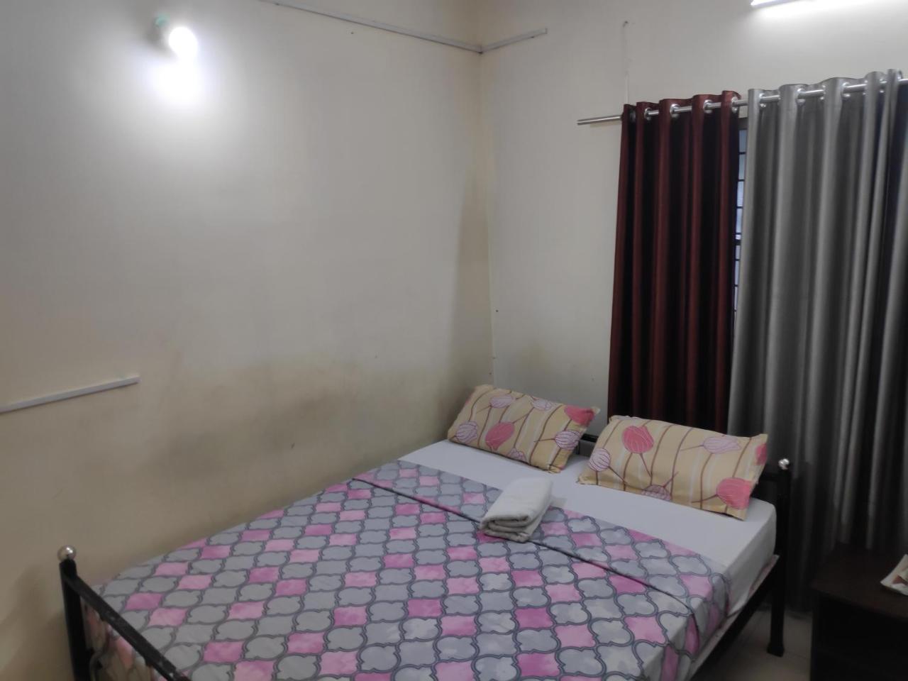 Hotel Silver Space Ernakulam Εξωτερικό φωτογραφία