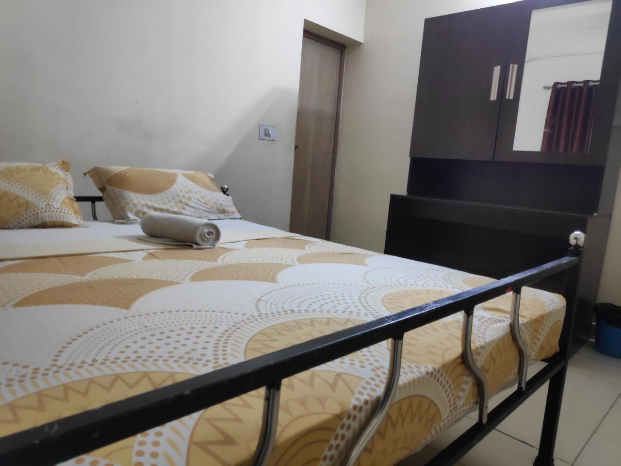 Hotel Silver Space Ernakulam Εξωτερικό φωτογραφία